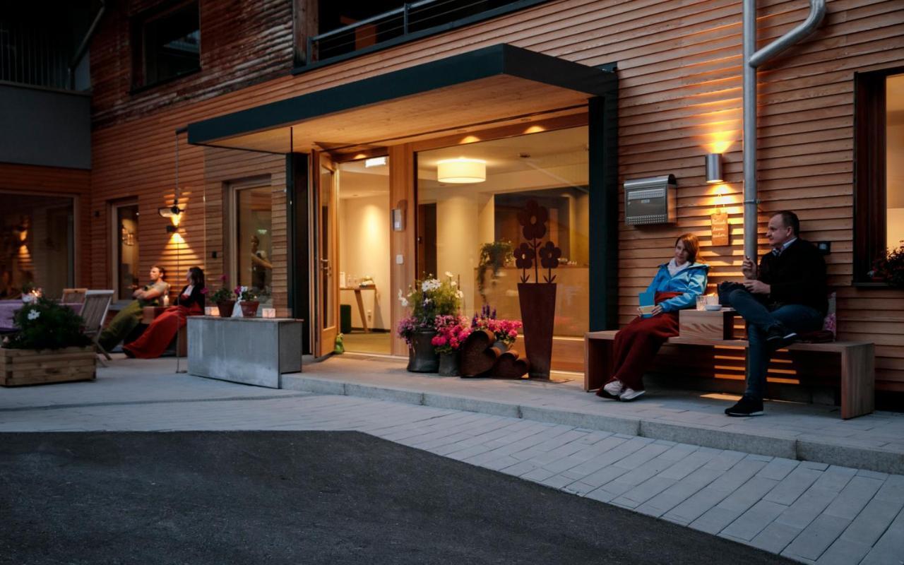 Hotel Stäfeli Lech am Arlberg Exteriör bild