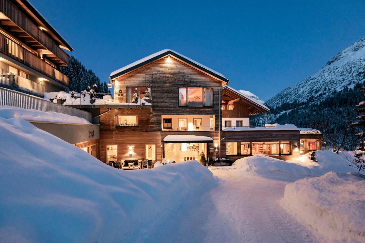 Hotel Stäfeli Lech am Arlberg Exteriör bild